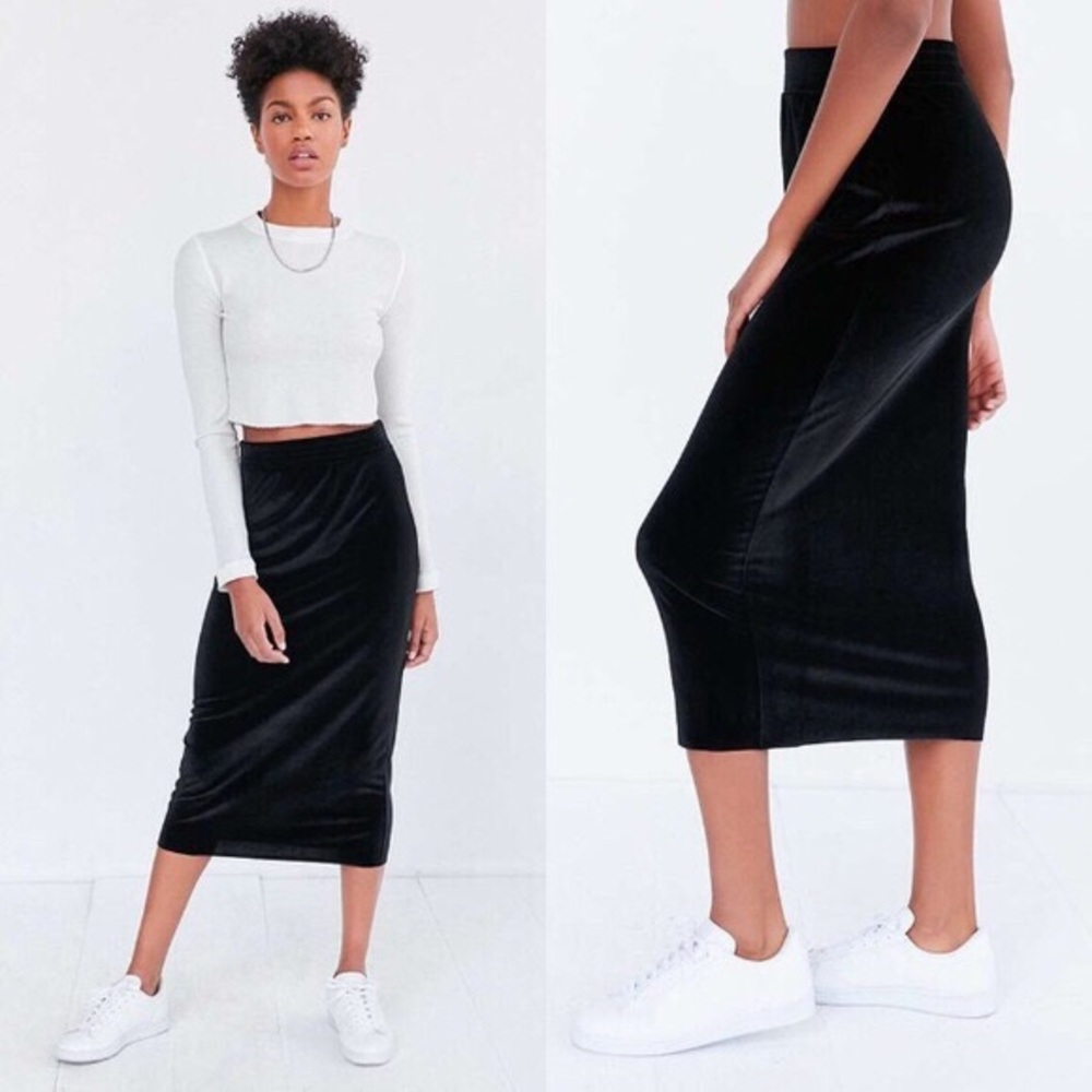 ❌SOLD❗️ Silence + Noise Velvet Column Midi